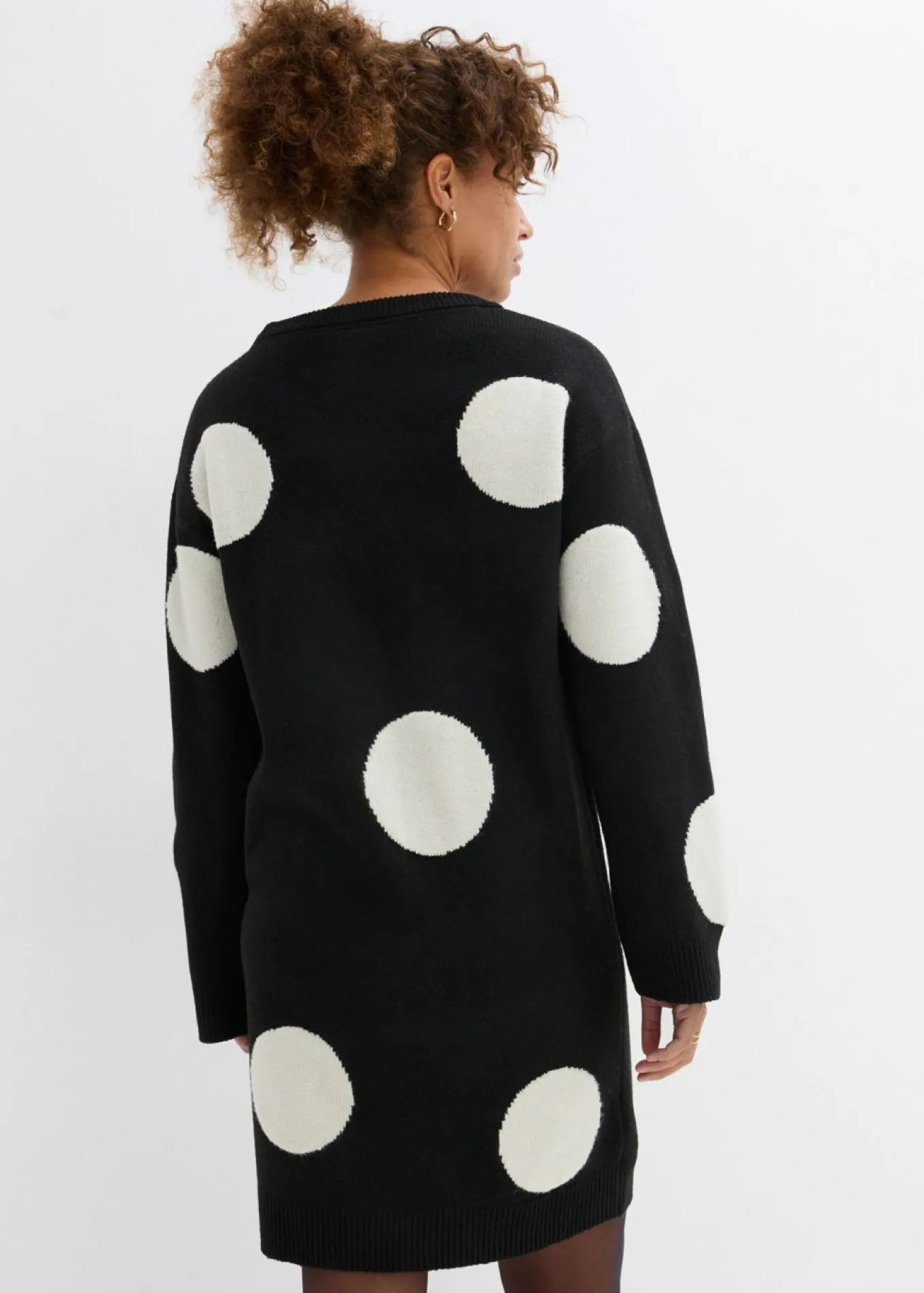 Vestido holgado de punto con lunares