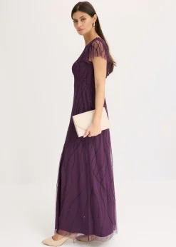 Vestido largo de tul delicado con bordado de perlas