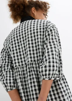 Vestido midi con corte holgado