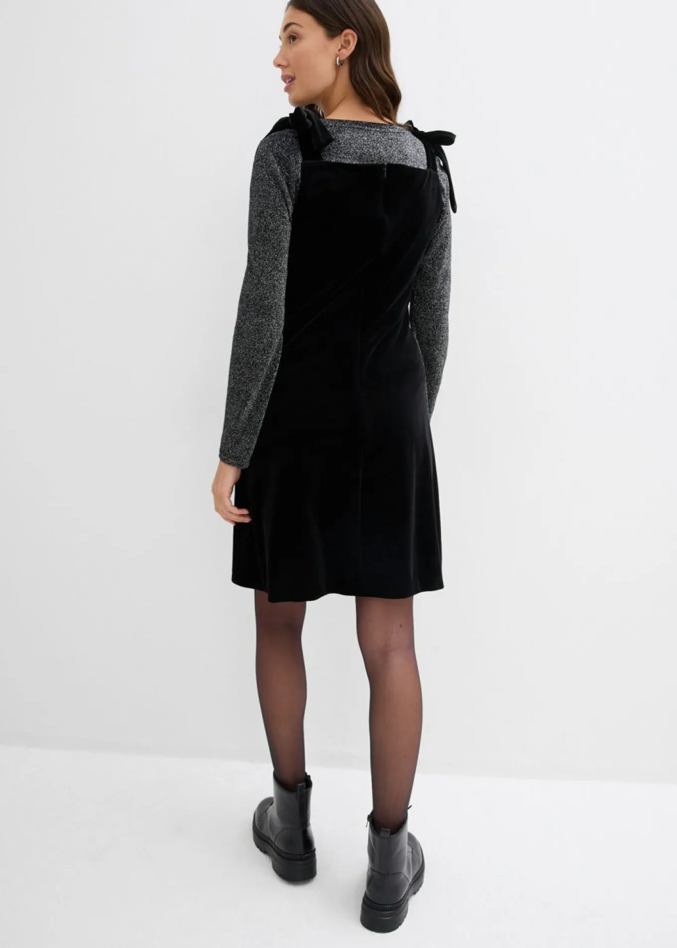 Vestido mini de terciopelo suave