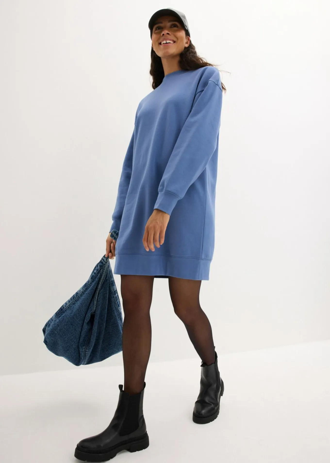 Vestido oversize tipo sudadera