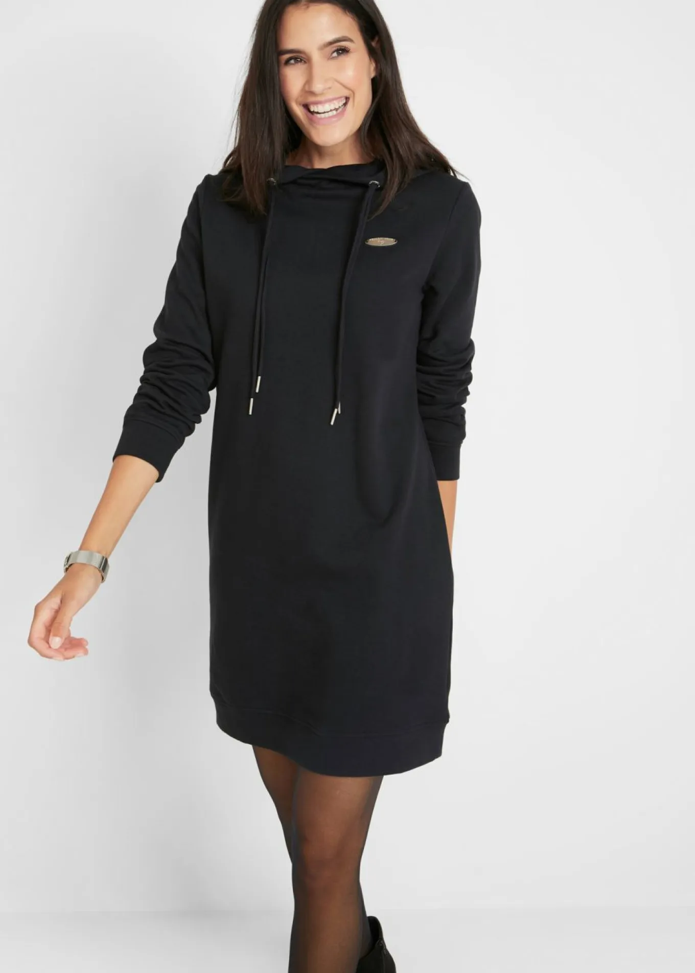 Vestido tipo sudadera con capucha