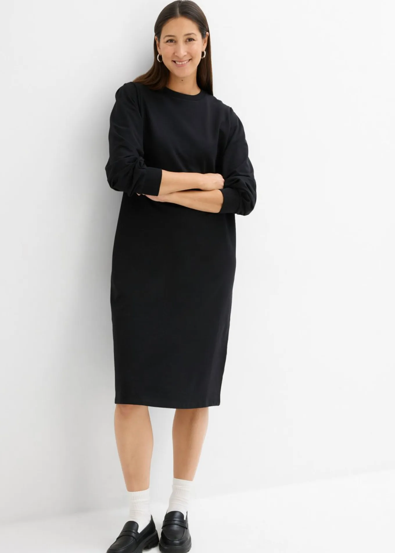 Vestido tipo sudadera con mangas abullonadas