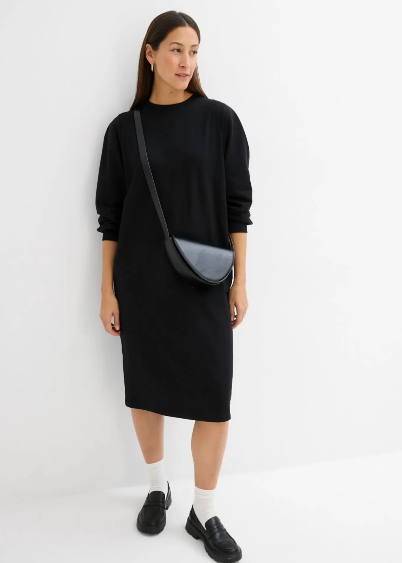 Vestido tipo sudadera con mangas abullonadas