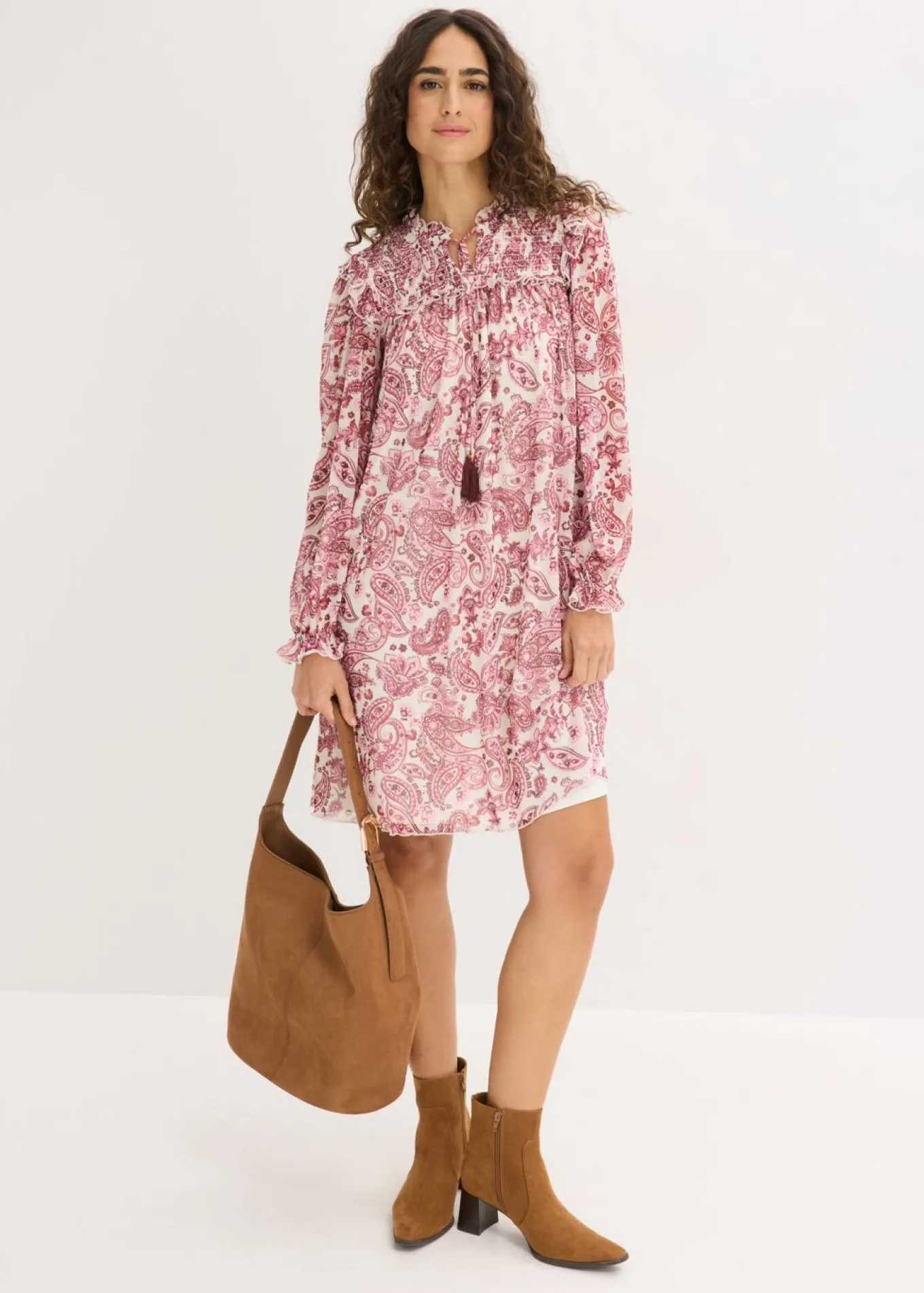 Vestido tipo túnica de malla suave