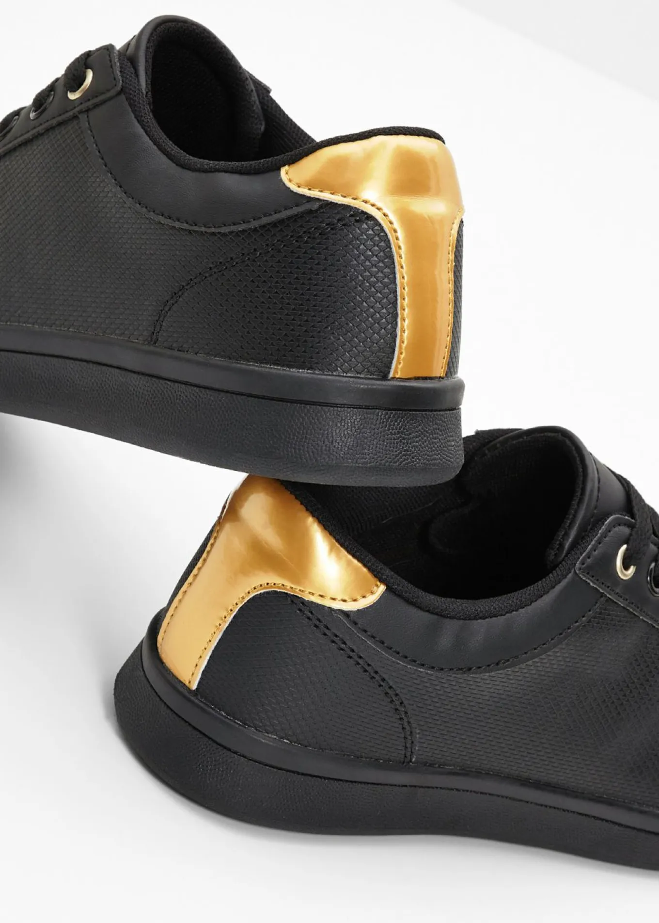 Zapatillas deportivas