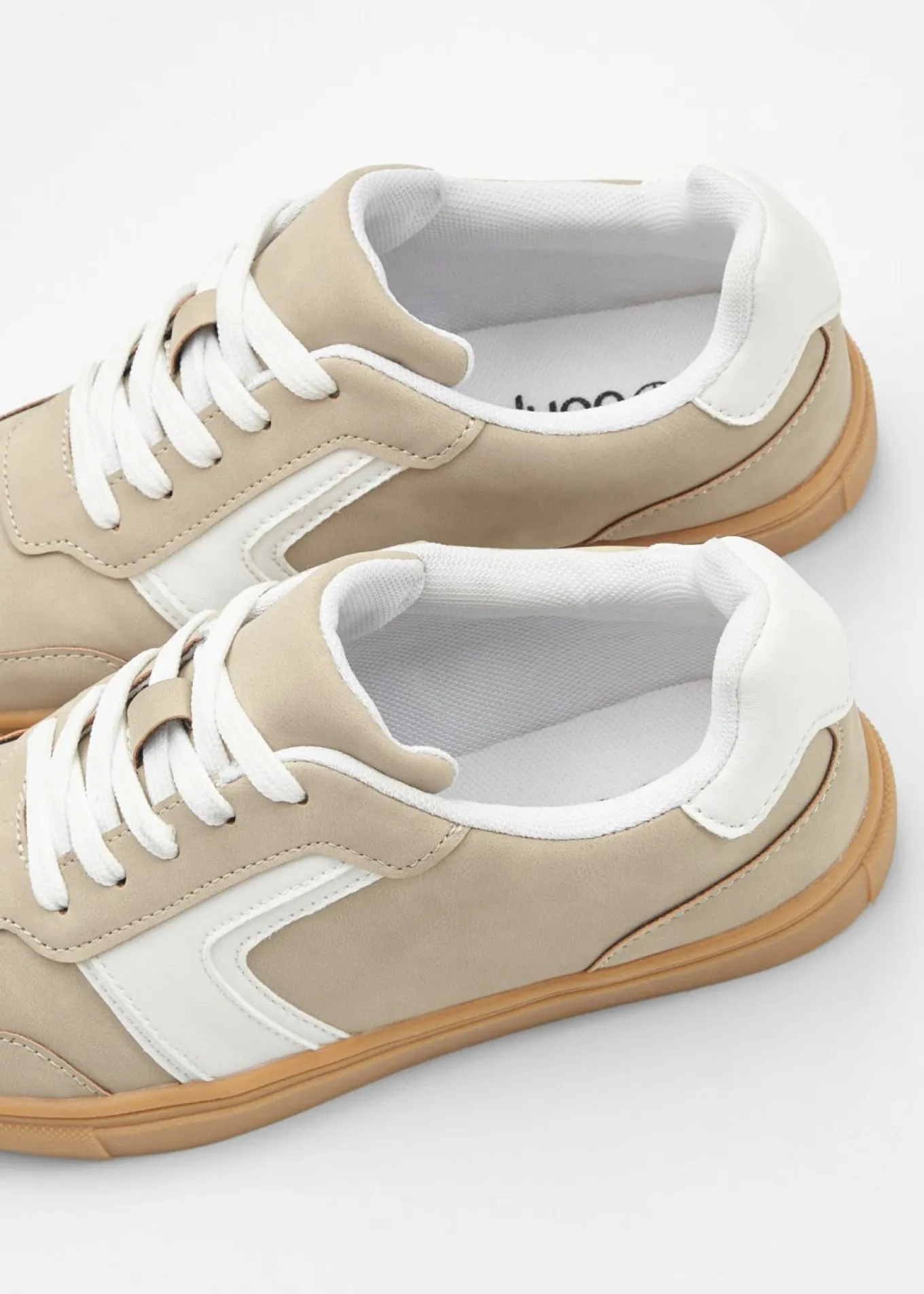 Zapatillas deportivas de estilo retro