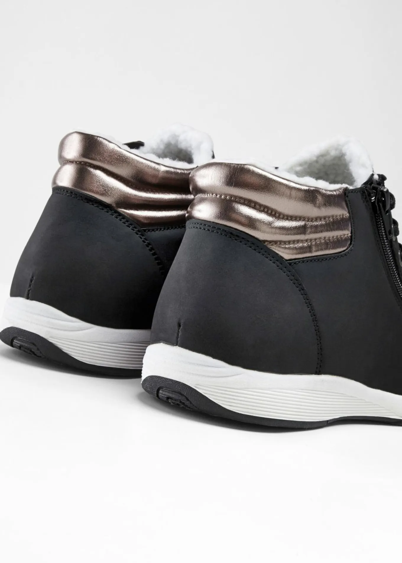 Zapatillas deportivas de caña alta con cremallera