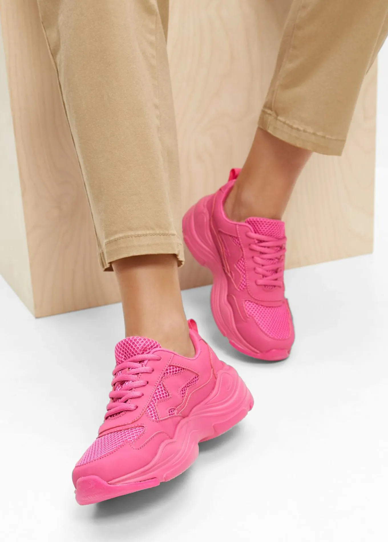 Zapatillas deportivas tipo chunky con inserto de malla