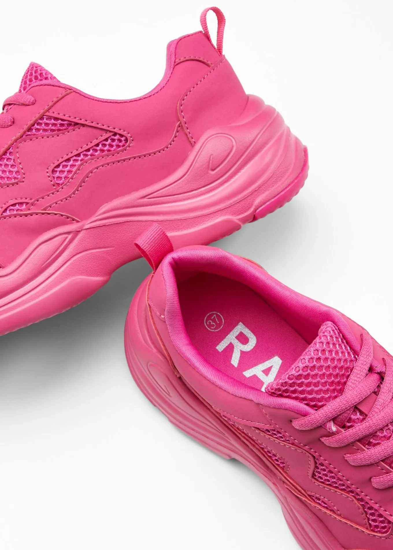 Zapatillas deportivas tipo chunky con inserto de malla