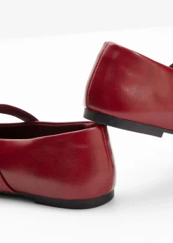 Zapatos tipo Mary Jane con ojales